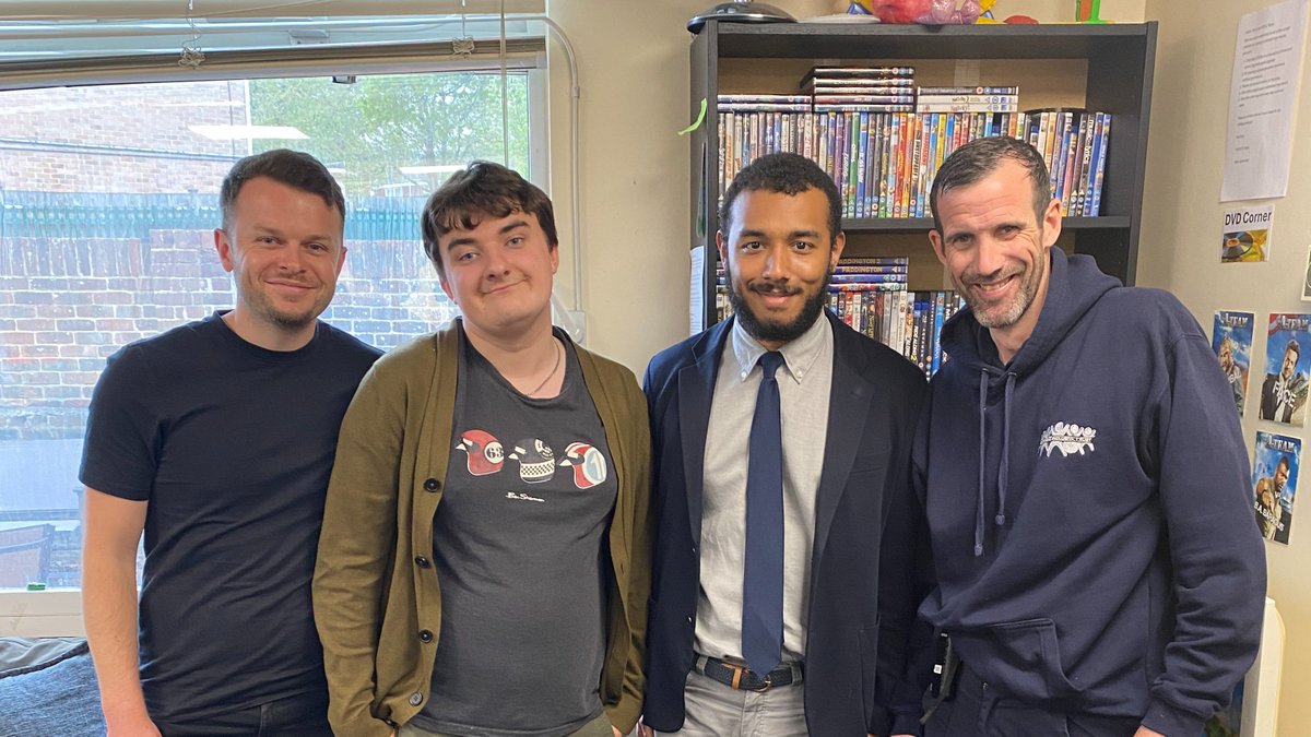 RivermeadROCC's tweet image. Yesterday at ROCC Ready we welcomed Max, Holly, Katie and Alfie to our quiz afternoon. We served light refreshments and made drinks for our guests, and our winners were thrilled with their prizes. A lovely time had by all. @RivermeadCEO @RITDeputyCEO @RivermeadExecHT #SEND