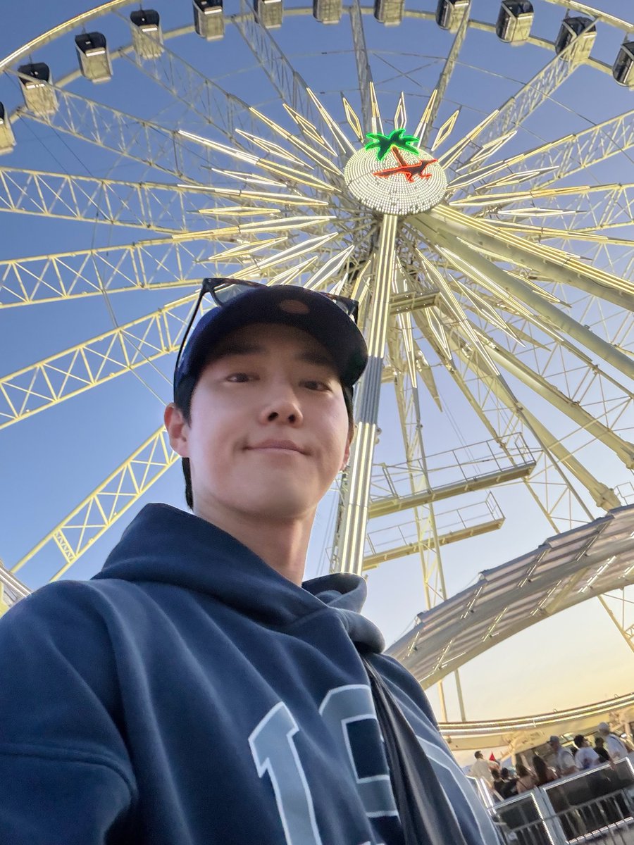 SUHO bubble tweet media