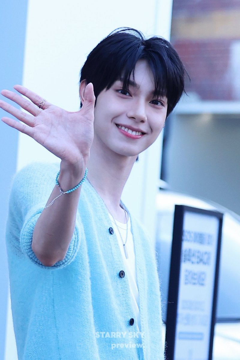 Starry Sky tweet media