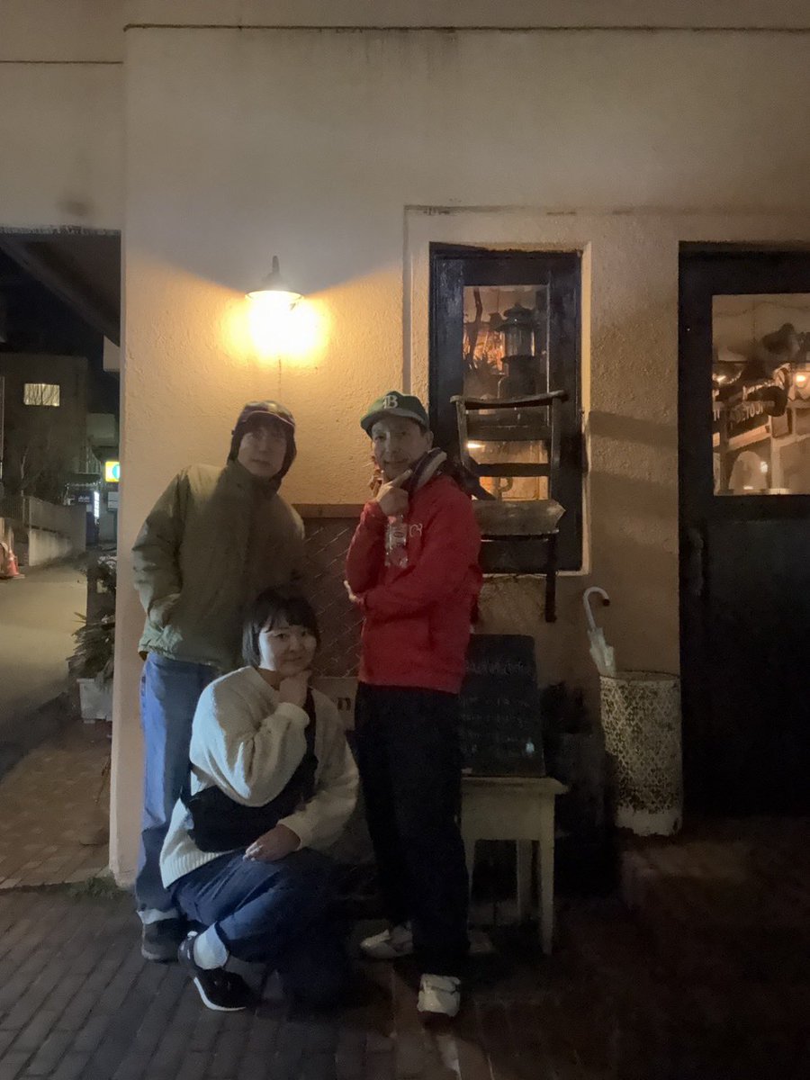 5月のleteご予約受付始まりました！
なにとぞ🤲

5/22(金)下北沢lete
「鈴木晶久バンド」
開場19:30 開演20:00
予約¥3000 当日¥3300
https://l-ete.