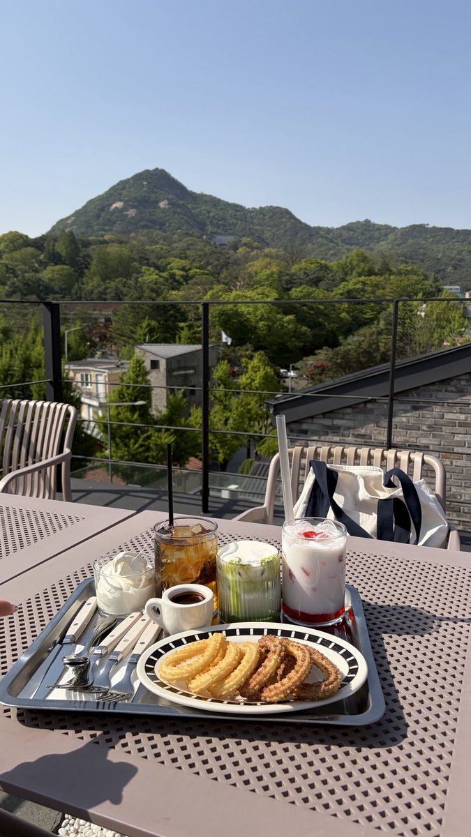 르꼬 🇬🇧 tweet media