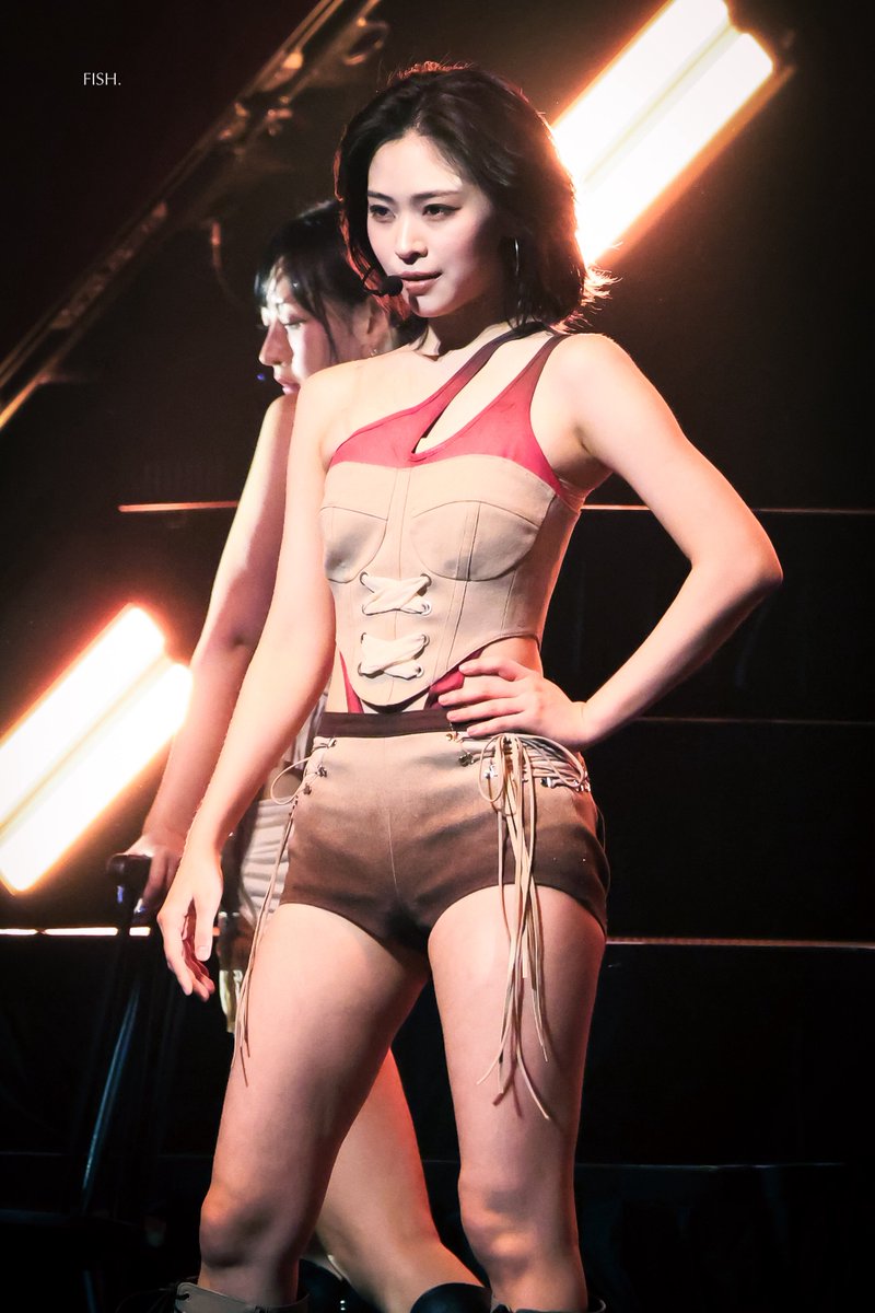 260417 𝙇𝙄𝙊𝙉 𝙌𝙐𝙀𝙀𝙉 ♛
#류진 #RYUJIN #있지 #ITZY #リュジン