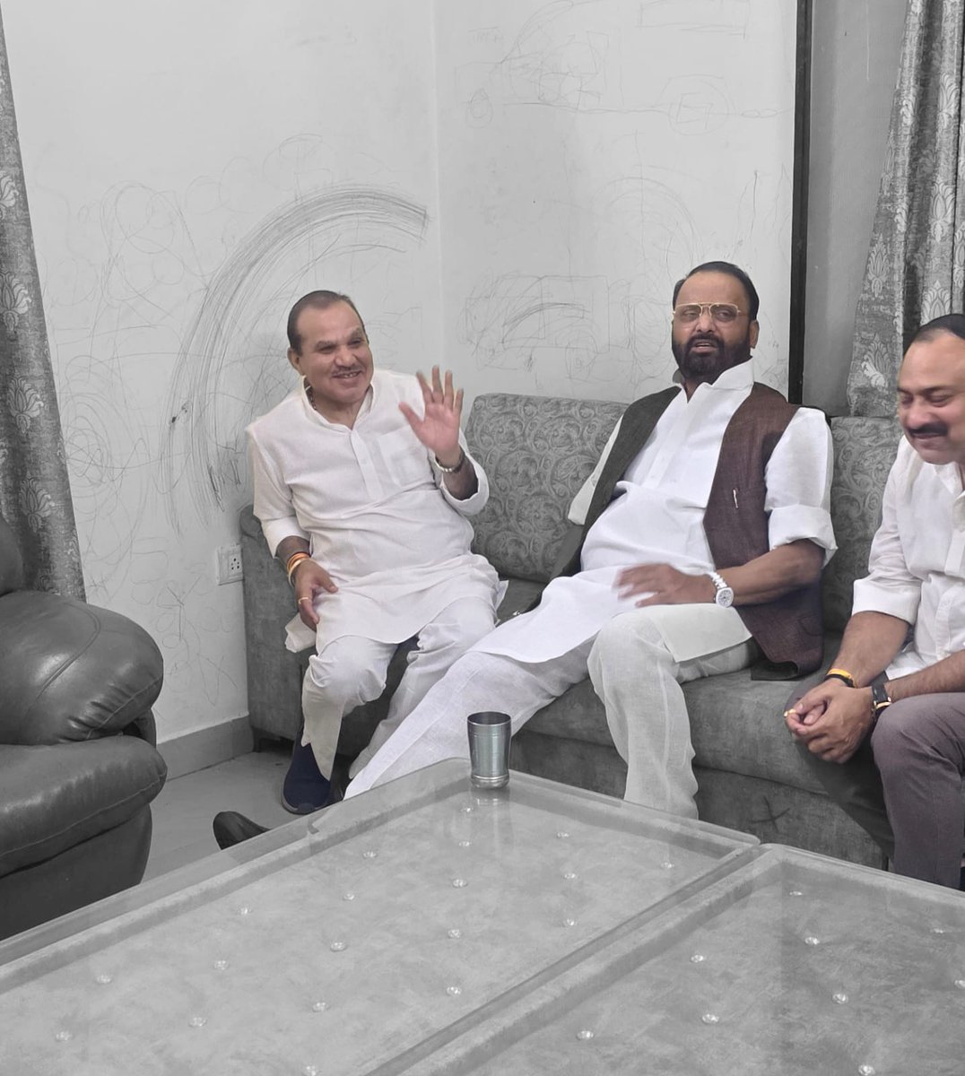 Om Prakash tweet media