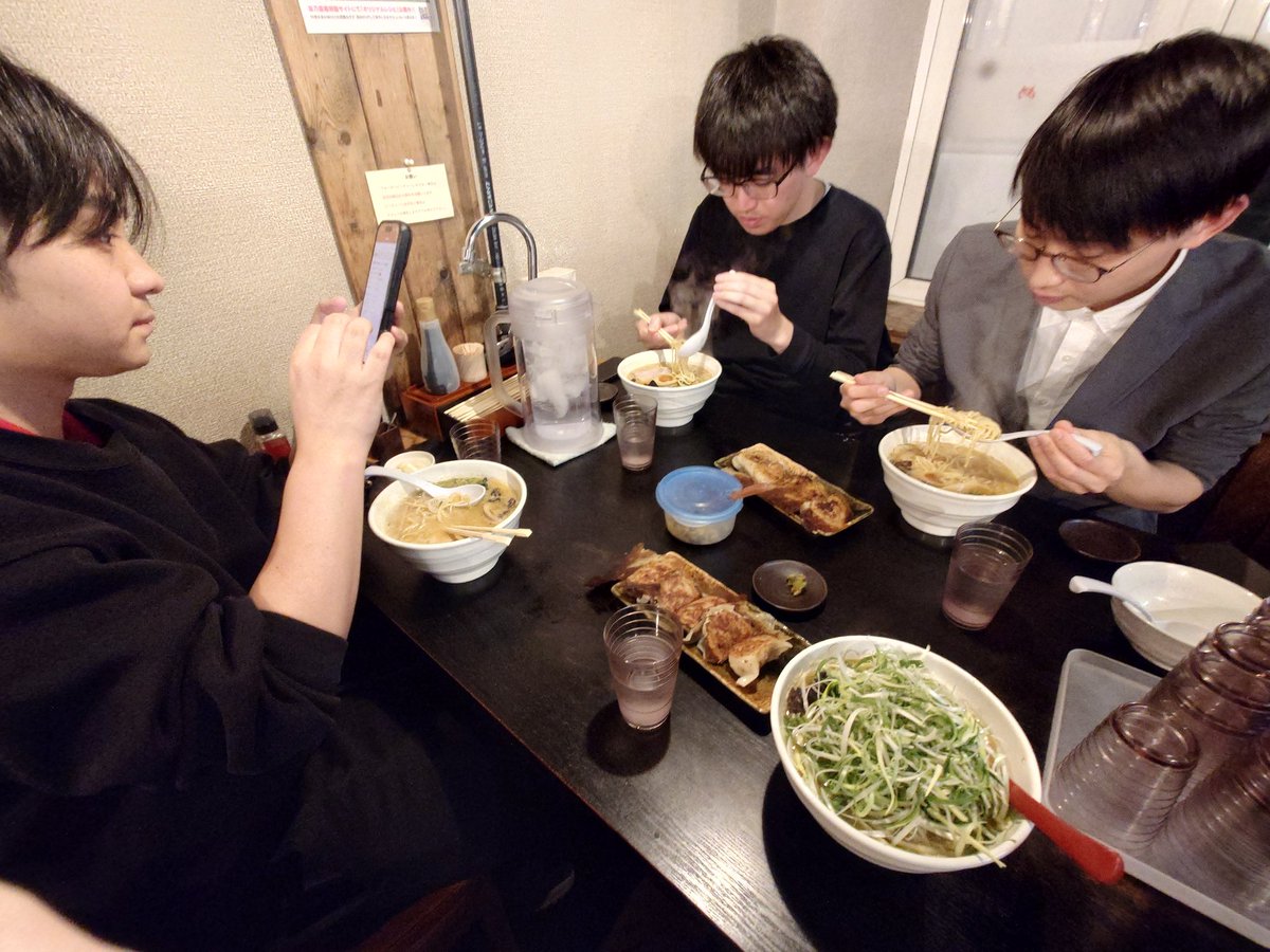 口座が泣いている転職活動中の旭川から小平市等の各地に飛び立つ地方ITコミュニティ盛り上げ大臣とみお tweet media