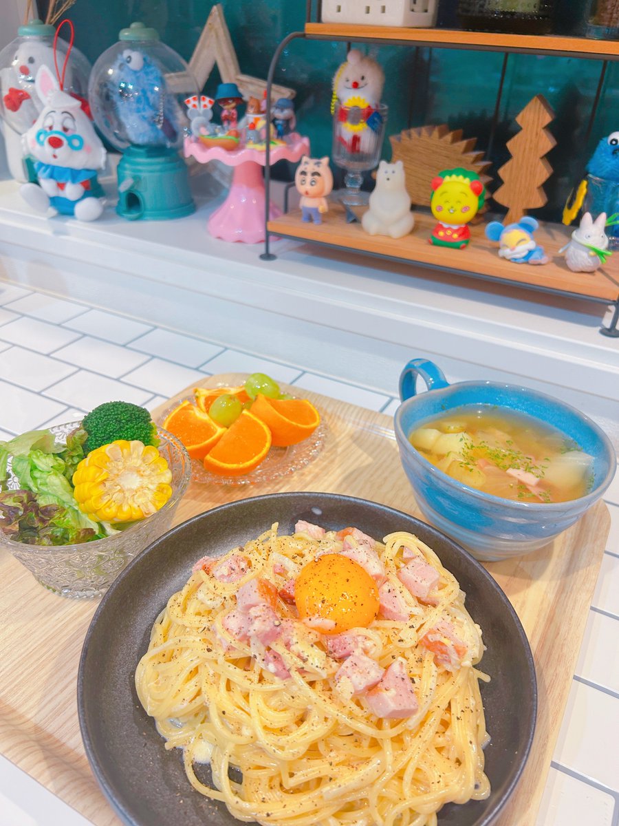 onegixug00's tweet photo. 👧🏻がパスタそんなに好きじゃないって言うからボロネーゼじゃなくてカルボナーラにしてみたんだけど、私クリームパスタ苦手なんだよねぇ🥺久々に作ってみたけどやっぱりダメだったーーー🥹

  #料理記録    #夜ごはん  #おうちごはん  #夕ごはん #夕飯 https://t.co/5oe9DWKUd4