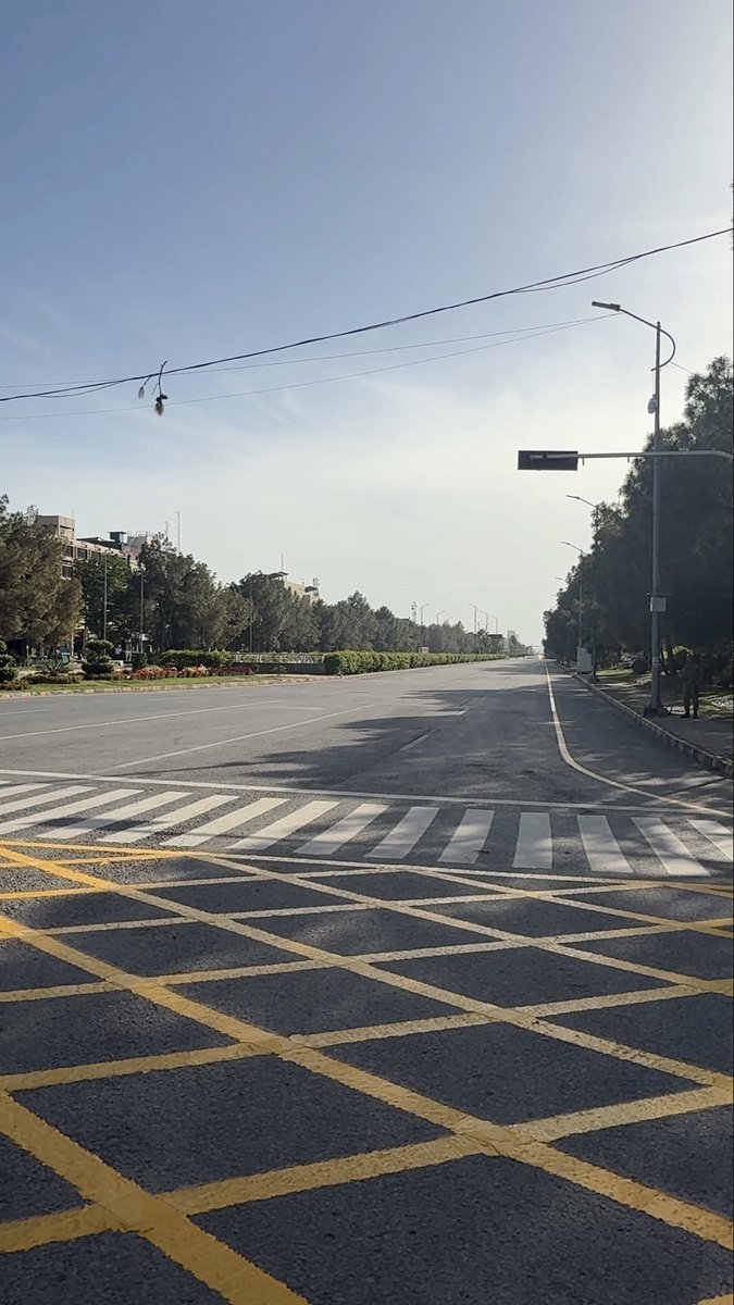 NicRobertsonCNN's tweet photo. US Iran ceasefire extended - the wait for talks in Pakistan lengthens - but for how long ? I’ve covered a lot of negotiations before - Diplomacy can be slow - but success could immortalise Islamabad among a rarified pantheon of cities of peace - read more https://t.co/zk9iLdGPIi https://t.co/KvfWanyAsT