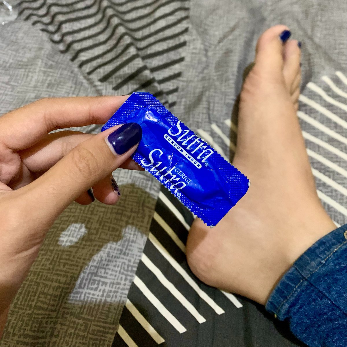 Naravenya tweet media