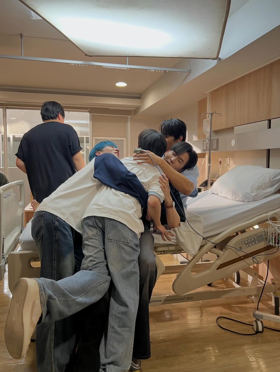 The way these 2 couples have grown even closer while leading #FoureverYouProjectPart2, attending events together more often &amp; even sharing a room during the Japan trip~
It’s truly wholesome to see the real enjoyment with the genuine bond they share 🥰

#NgernOat #BeverTonliew