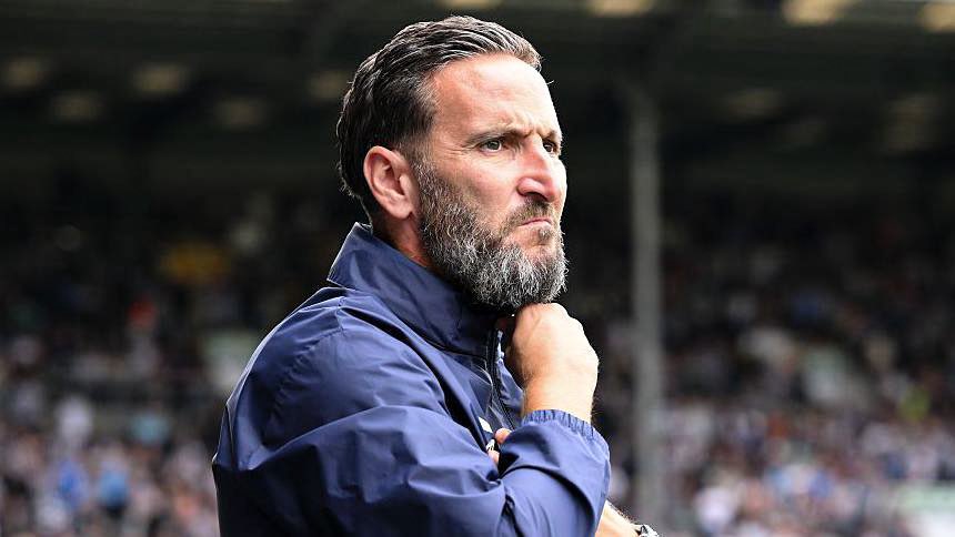 eflpublished's tweet image. Notts County head coach Martin Paterson is reportedly one of the names in the frame to take over at League One side Barnsley 🔄 Via | @SportsPeteO 

Paterson knows the club well having previously been assistant manager to Michael Duff there 🤝

#BarnsleyFC | #Notts