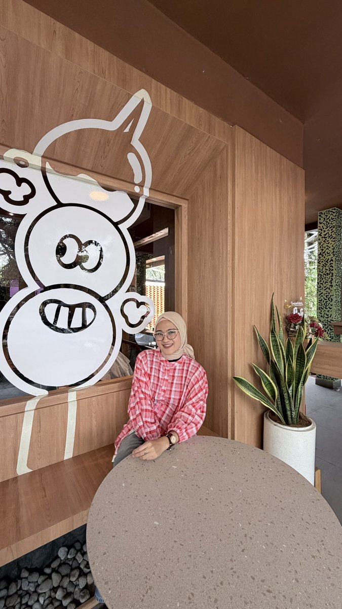 Yulita 🐣🦖 tweet media