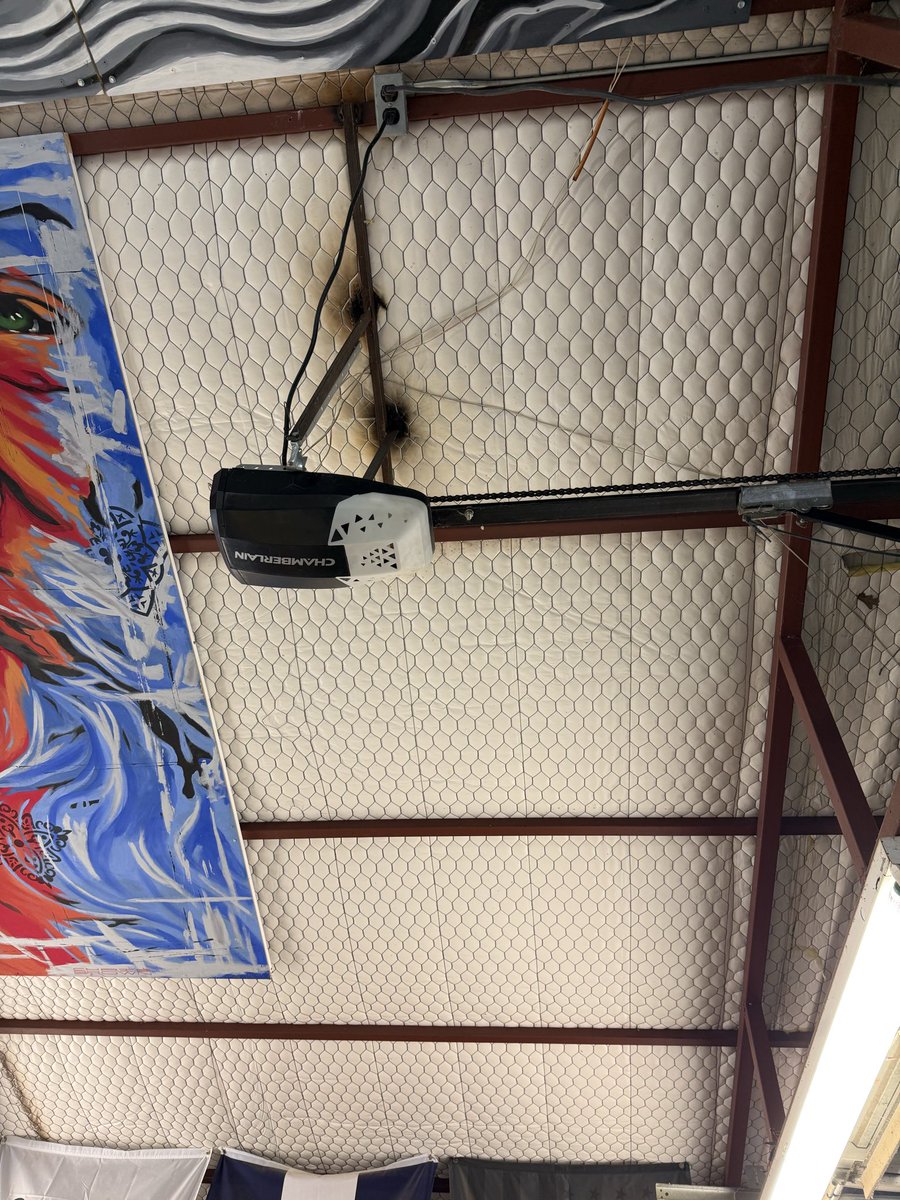 CBrownSportsArt's tweet image. I had a spot on the ceiling of my studio that is a problem because of the garage door opener.  Problem solved.  Painting in progress.  #artstudio