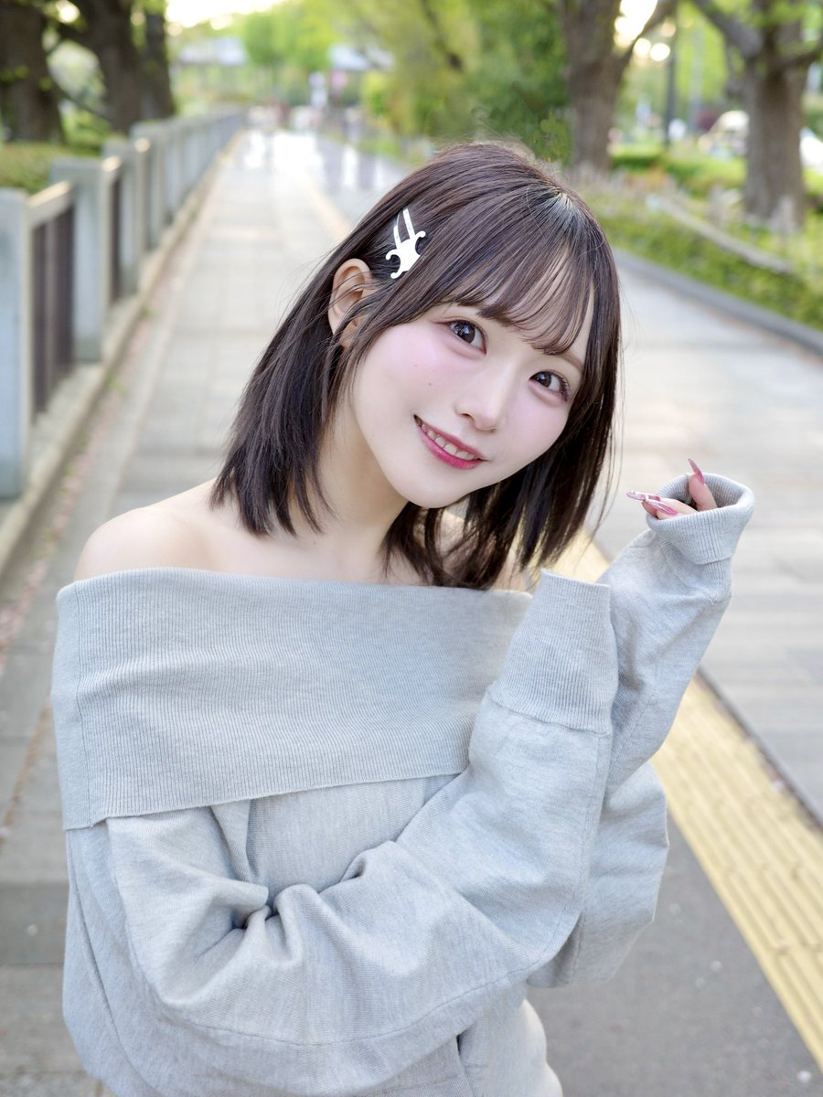 黒髪ボブのお姉さんになりました 🩶