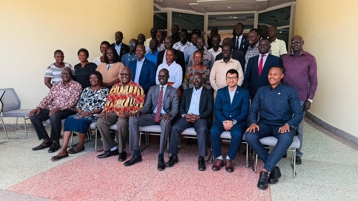 FAOSouthSudan's tweet image. The National #DisasterRiskFinancing (DRF) Strategy Validation Workshop has been launched in Juba, bringing together govt &amp;amp; partners to advance South Sudan’s DRF Strategy &amp;amp; strengthen #Preparedness &amp;amp; #Resilience 🛡️

With support from @AfDB_Group, @theGEF &amp;amp; @SwissDevCoop 🙏