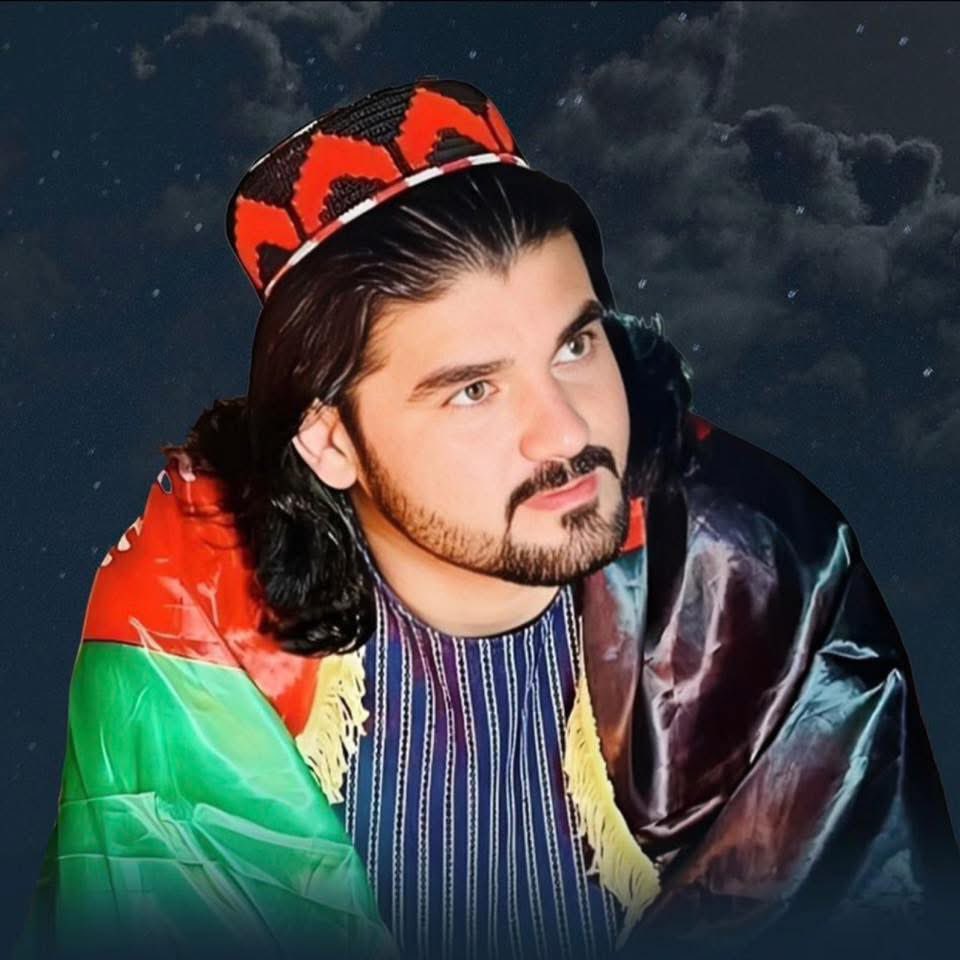 lailakhan9092's tweet image. The murder of Gilaman Wazir in 2024 was a gut-punch to the #Pashtun soul. A poet, an activist, and a voice for the oppressed, Gilaman represented a youth that refused to be silenced by the traditional "State vs. Militant" narrative. 1/3
@PashtonNaseer