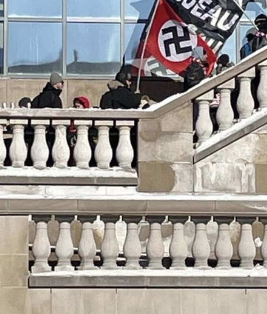 Just so we’re clear &amp; as a reminder, the SPLC also funded the CAHN, who was used often by media to smear protesters at the Freedom Convoy in 2022. 

Also, the person seen at the Chateau Laurier with a Nazi flag has still not been identified to this day.