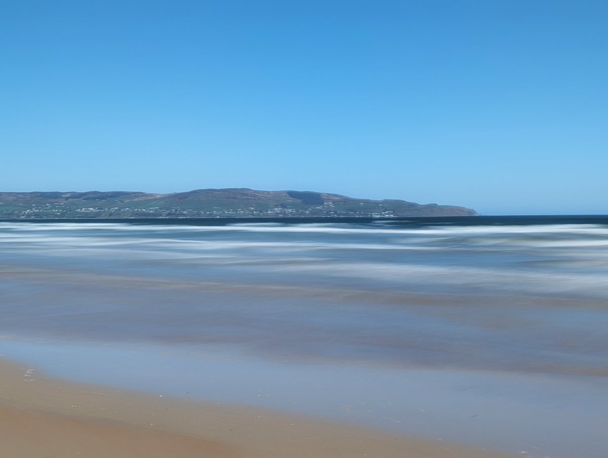 fobakesbadly's tweet image. Stunning weather here today, a good walk and a wee cry does me good #Grief #JoshsPlace #Benone