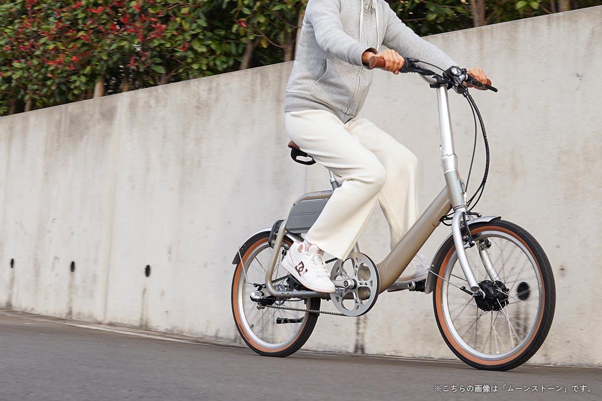 wimo_ebike's tweet photo. 電動自転車、
通勤や日常の移動手段として選ばれるケースが増えています。

坂がラク。
荷物が多くても苦にならない。

そんな声をいただいています。

#電動自転車 #wimo https://t.co/YU6FkXxrfW