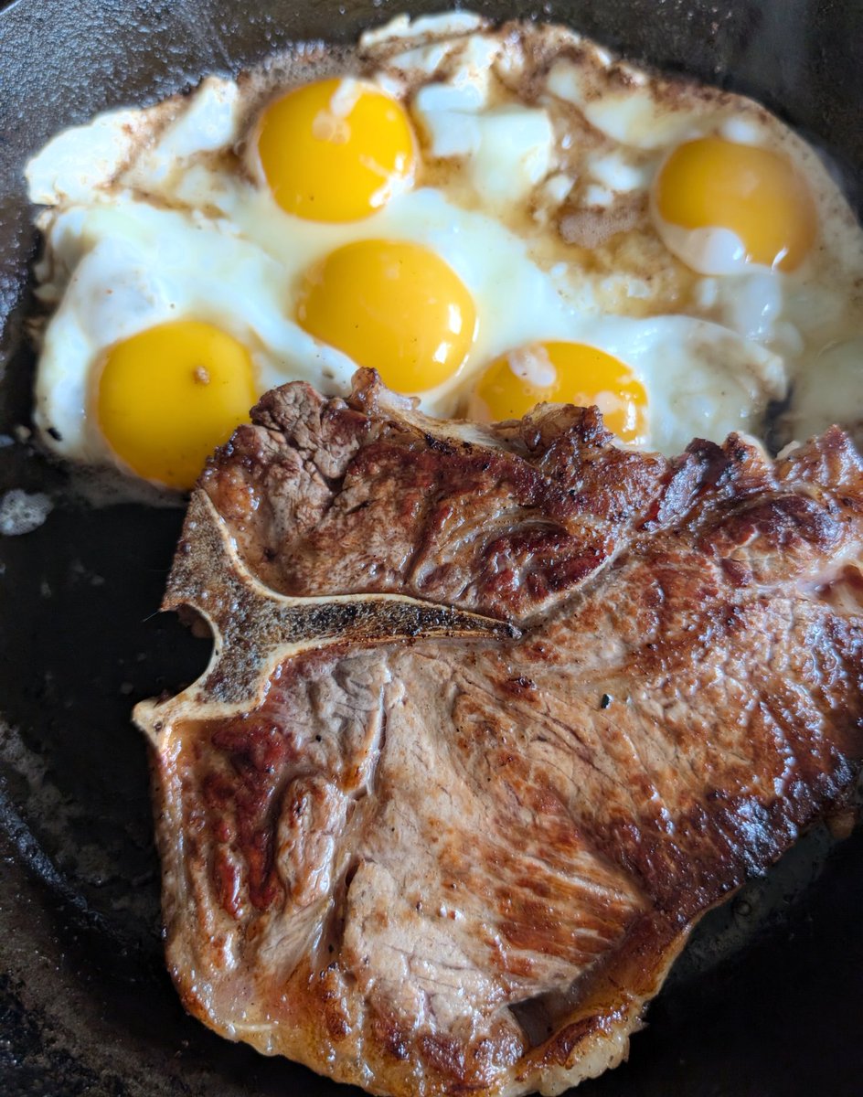 It's steak time Japan! 🤤🤤🤤