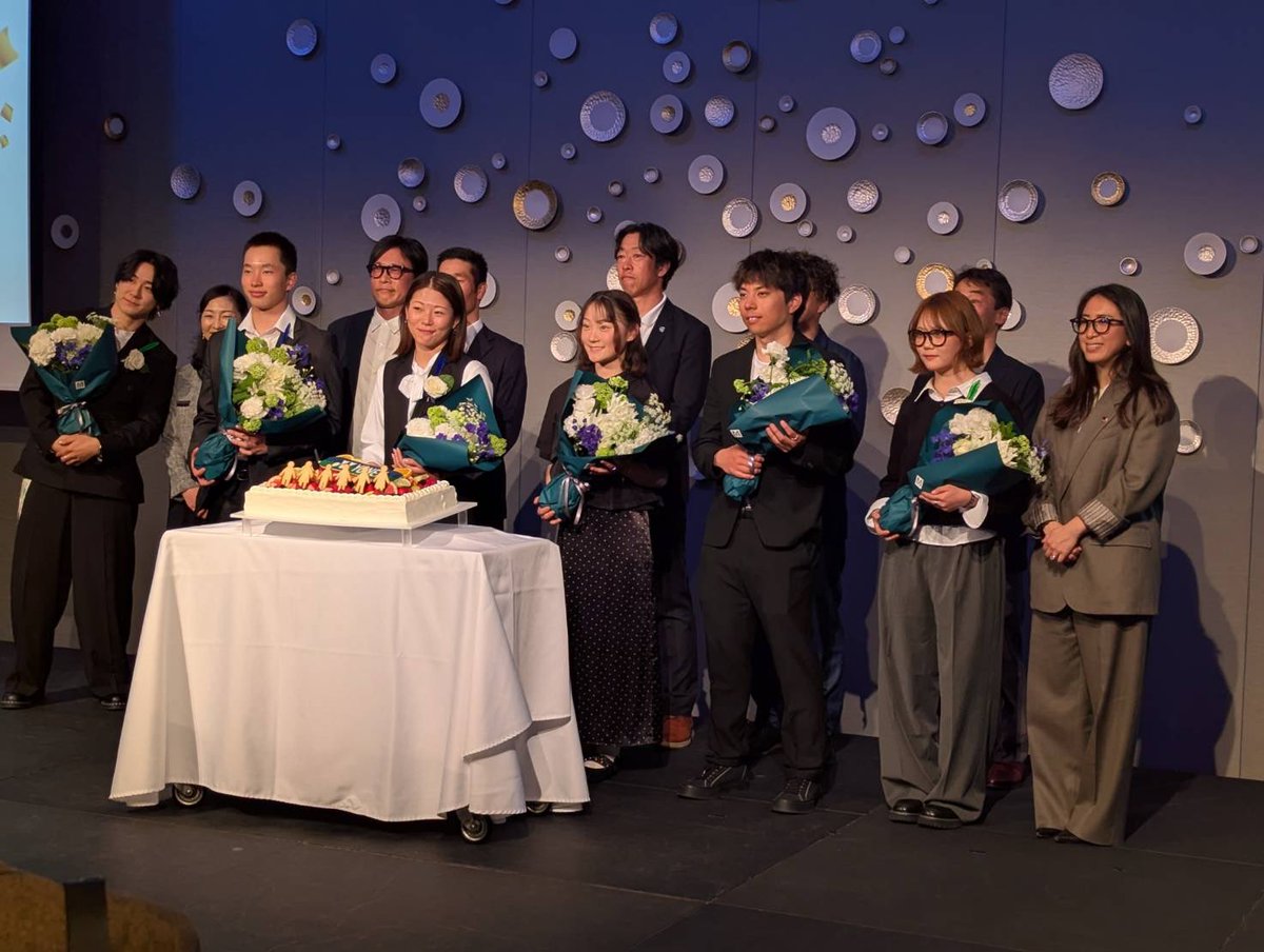 ICEtune🕊Kobayashi tweet media