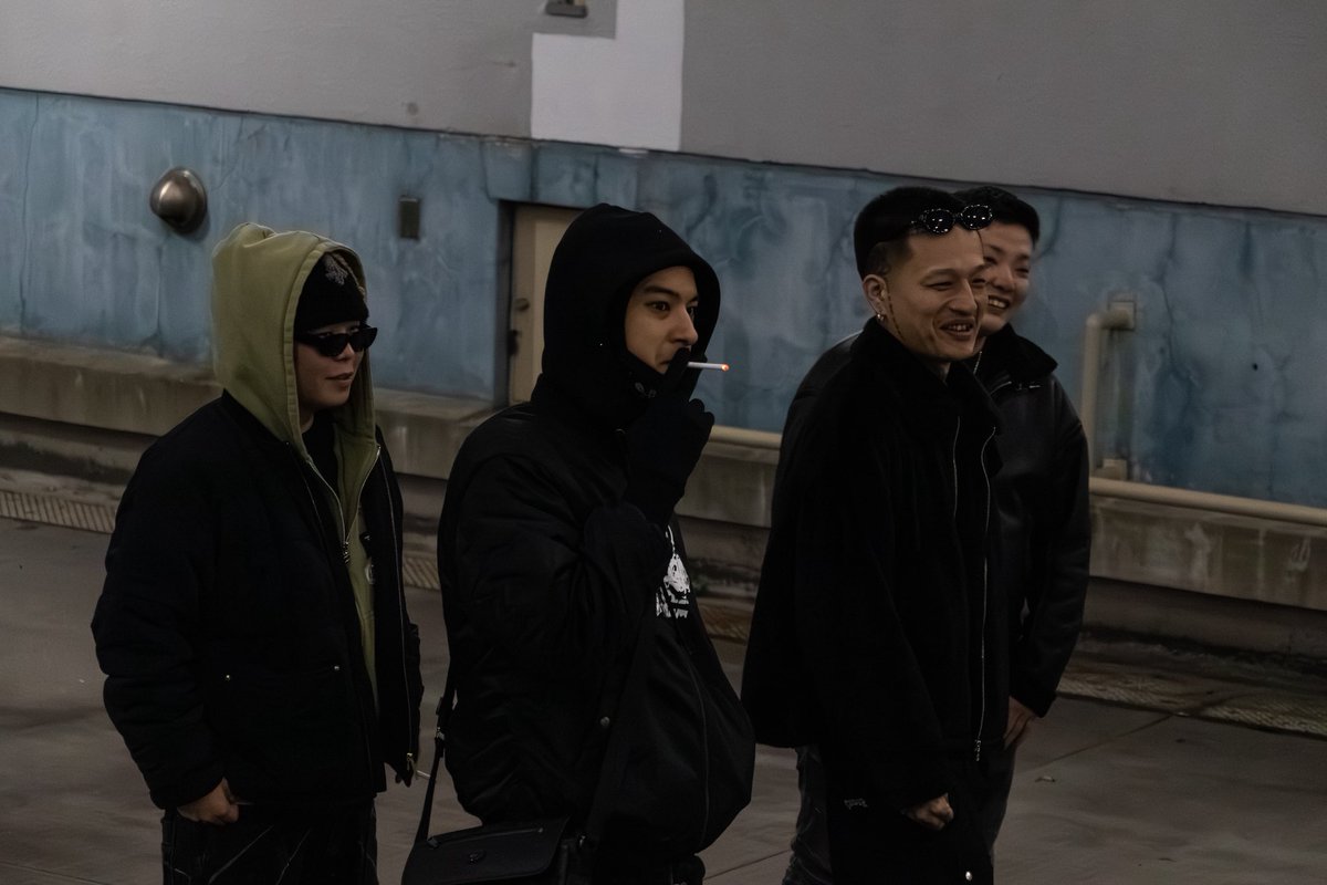 illrain__'s tweet photo. illrain - "笑おう"
ft.ZERRY, hakuSaKaGaMi, 9for, sh1t
Music video outnow 😈😁

アルバムから先行配信！！

@VERYRARE_ZERRY @hakusakagamiiGG 
@9for_able @dddddddooom 

https://t.co/qJwqOeJVJm https://t.co/hyzLZC2qpa