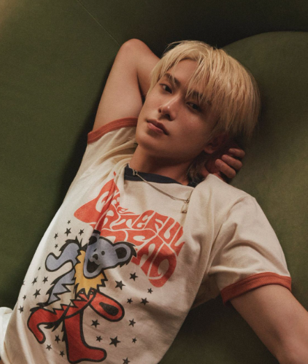 About Music tweet media