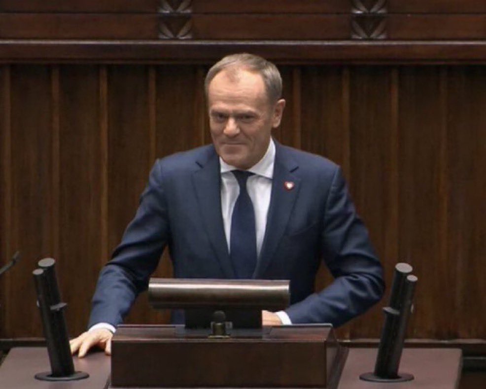 🌐 ᴛʜᴇᴘᴏʟᴀɴᴅɴᴇᴡs 🌐 tweet media