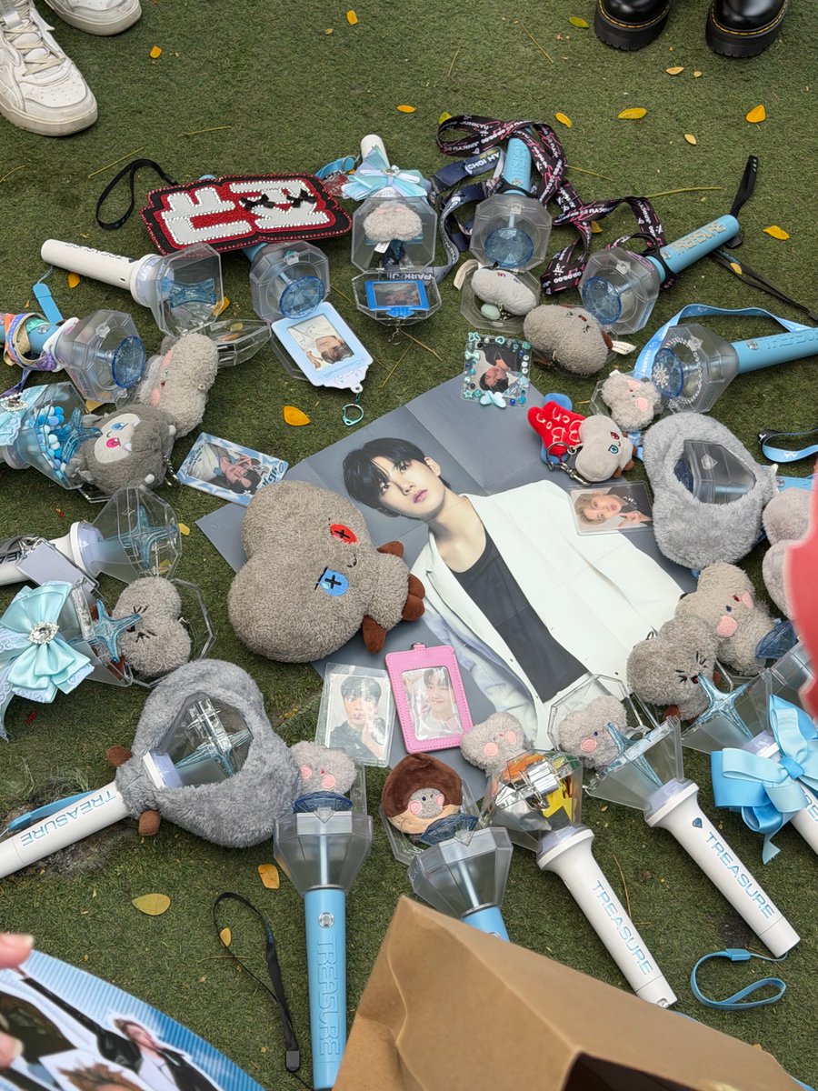 nick saw trejo again O⁠_⁠o tweet media