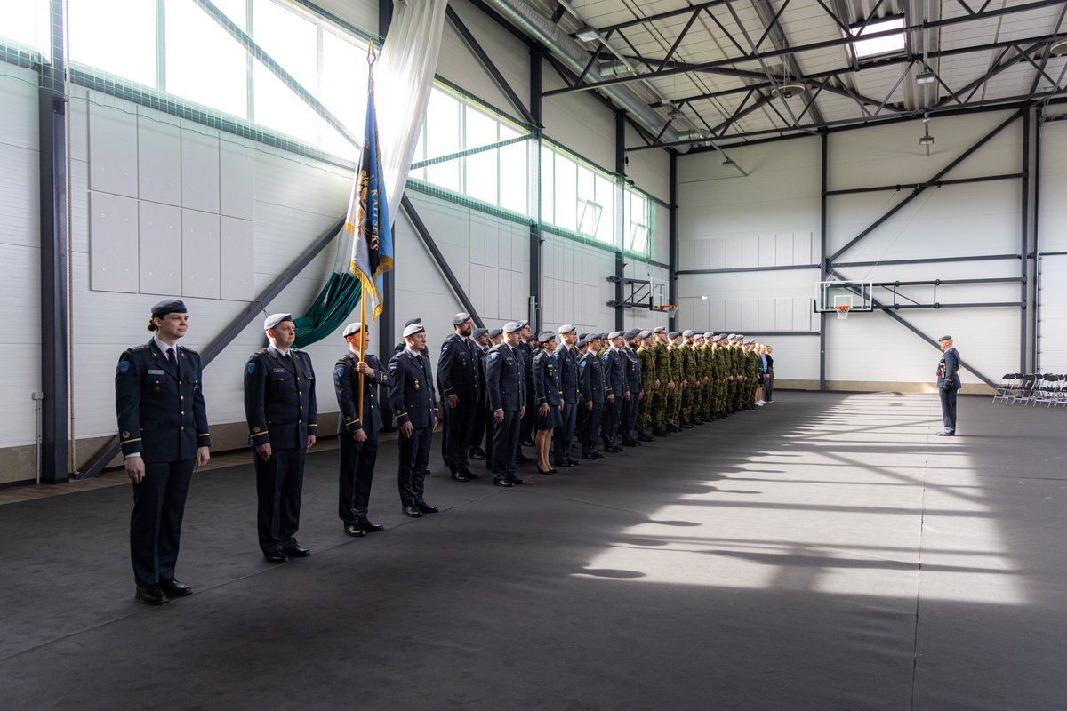 Kaitsevagi's tweet image. Lieutenant Colonel Rauno Leskov took command of the Air Force's Air Surveillance Wing.
 
📷 Pvt. Hanno Kull

#EDF #EstonianDefenceForces #airforce #military #NATO #WeAreNATO #StrongerTogether