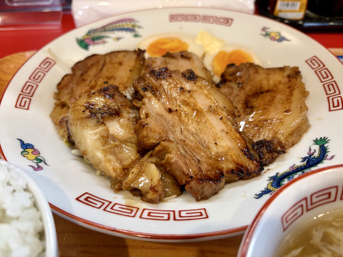 tebamaru99's tweet photo. わけあって休日通勤ラン35km
その後の五臓六腑(店名)
焼豚玉子定食サイコーでした🤩 https://t.co/kB0F9iE0E8