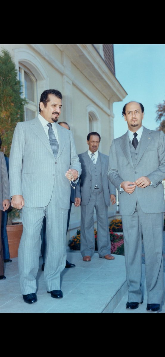 رحمة الله عليك  يالامير سلطان لك هيبة في حضورك  ولك دعوتنا في غيابك. 
غالي علي في حضورك وغيابك