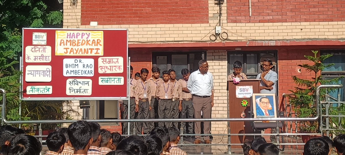 sbvsadiqnagar's tweet image. Dr. B.R. Ambedkar Jayanti was celebrated in our school with great respect and enthusiasm. Students paid tribute and reflected on his ideals of equality and education.
✨“Life should be great rather than long.”✨
#AmbedkarJayanti #Equality #Education