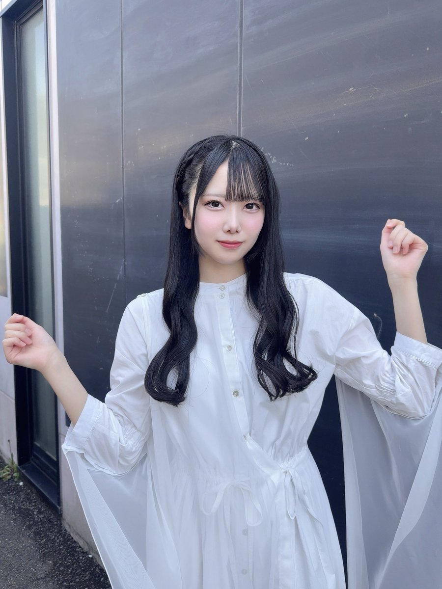初めて無謀の衣装着れた🤍˖ ࣪⊹ #STU48