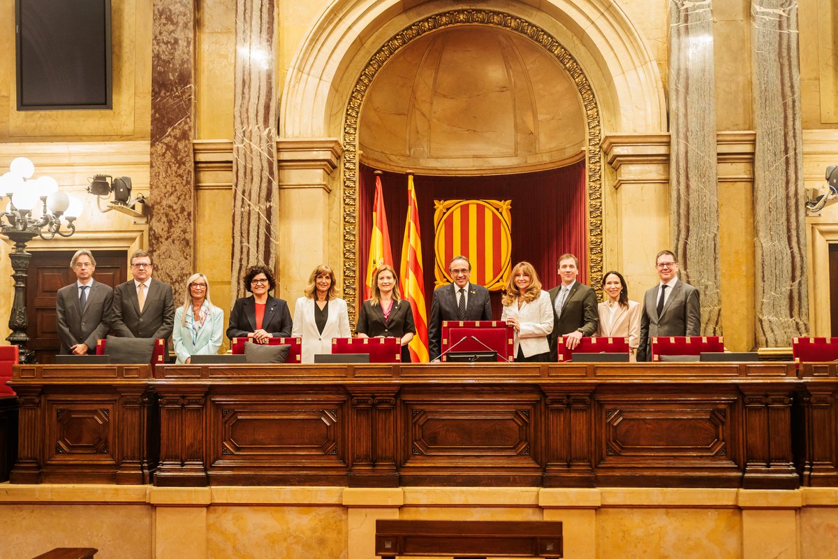 Parlament de Catalunya tweet media