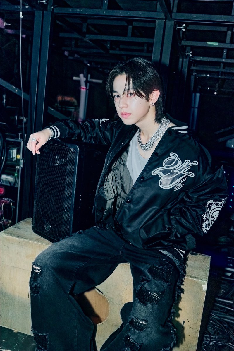 LIL LEAGUE tweet media