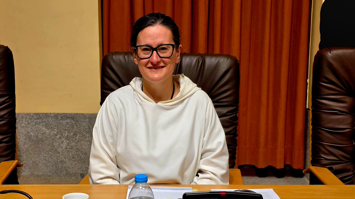 UniSanDamaso's tweet photo. 📸En la @UniSanDamaso celebramos hoy la jornada interfacultativa “El presbítero en su relacionalidad”.

Un espacio de encuentro donde profesores y alumnos profundizan en la identidad y misión del presbítero.

👉Compartimos algunas imágenes de la jornada

https://t.co/iofuq9OttV https://t.co/OTg9SqqywT