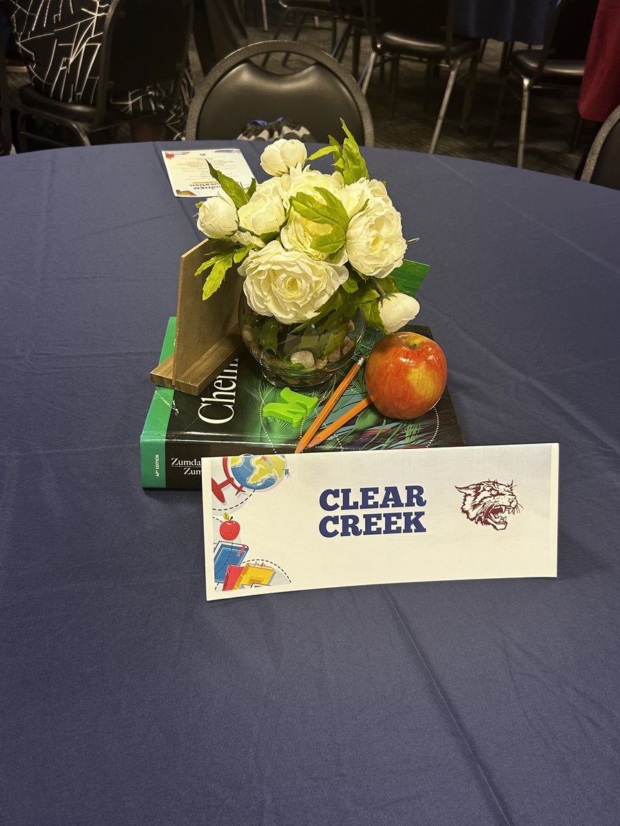 texasmackay's tweet photo. Enjoyed the @ClearCreekISD  Future Educators' Signing Ceremony. Great keynote by the Clear Creek HS teacher of the year Marshall Munson who went through the Teacher Education Training program at Clear Falls. Great to see our district help fill the future teacher pipeline. https://t.co/4z00bclPeT