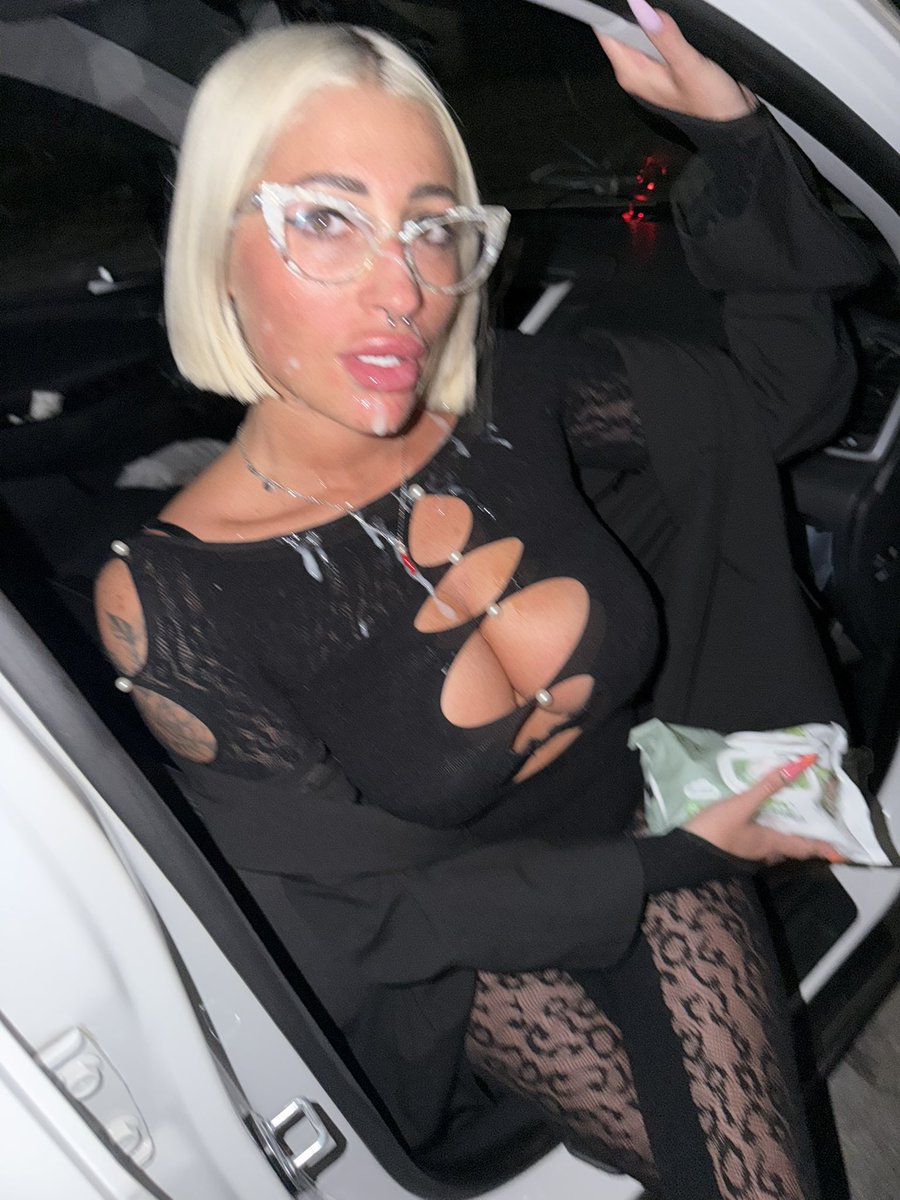 Selvaggia Blonde tweet media