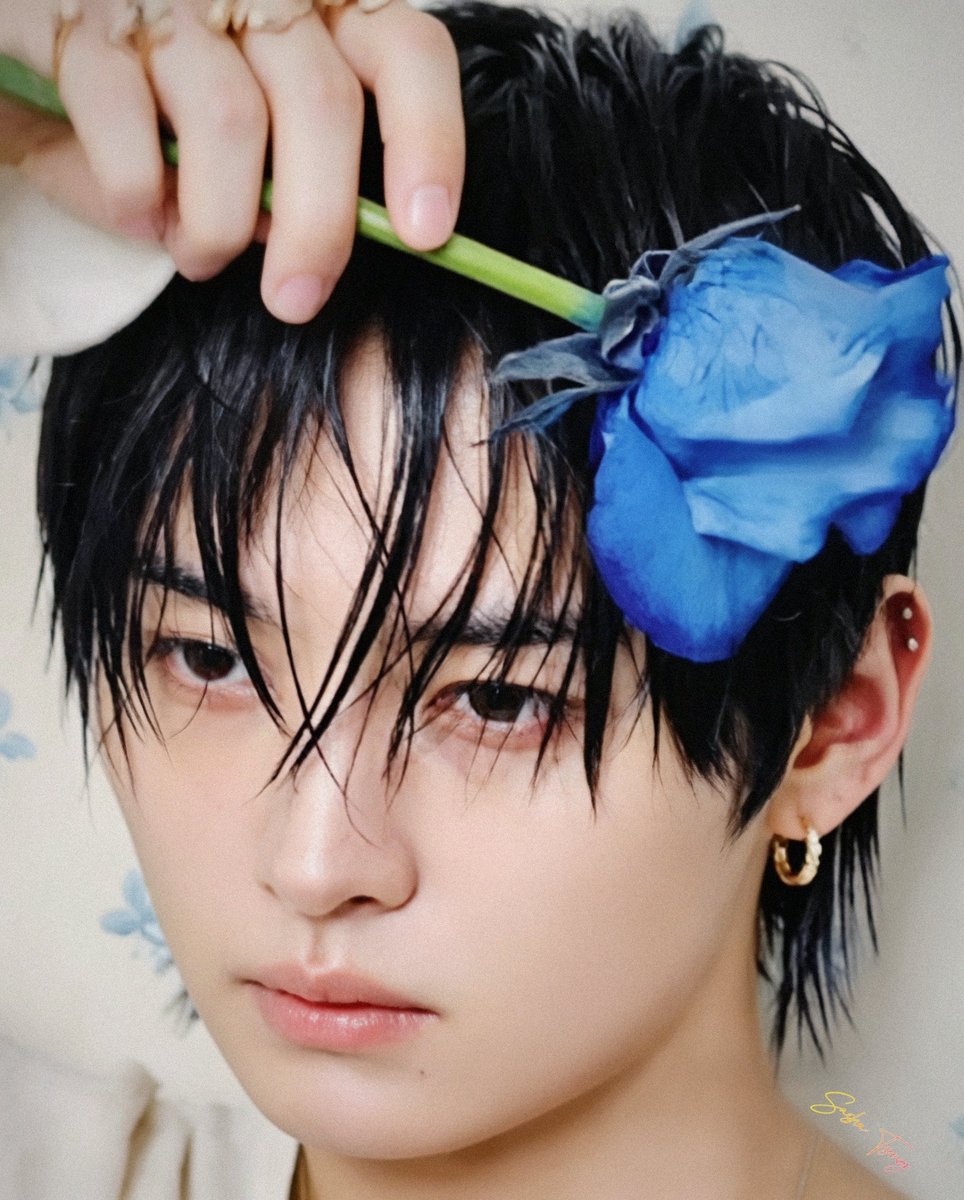 TsengSasha's tweet photo. 26.04.22
marie claire korea
（HD）Lee Know CUT.
10P 🌹🐰🌹
#リノ 
#리노
#leeknow https://t.co/1Z2VmXG77Z