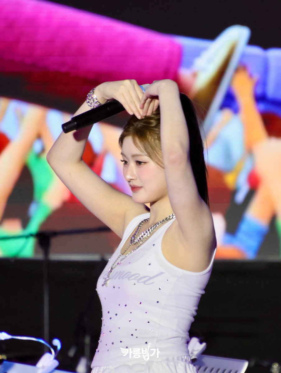 Garungbinga's tweet image. 20260418 뮤직인더하남

아테나 : 트웨니 너를 위한 사랑이야~~💗

#ATHENA #아테나 #피프티피프티 #FIFTYFIFTY