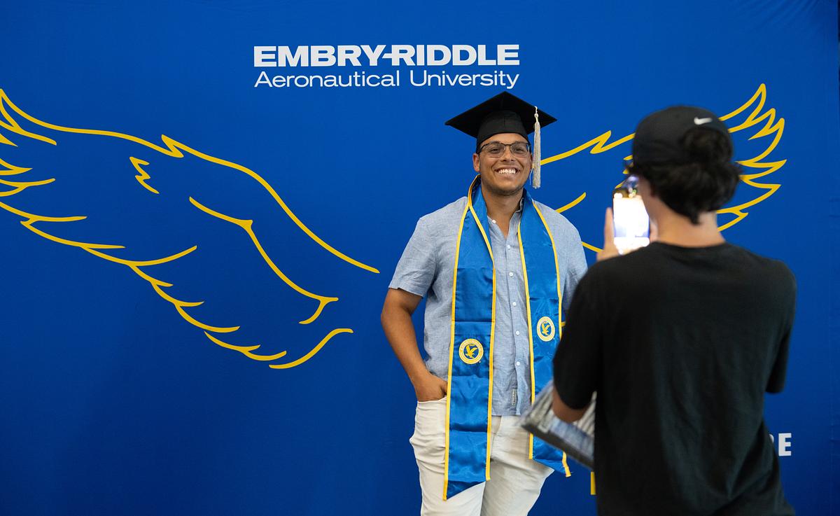 ERAU_Daytona's tweet image. Eagles, are you ready for Lift Off? 🎓
Graduating seniors, we invite you to a night to remember as we celebrate your accomplishments. 

Wednesday, April 29, 2026
4–6 p.m. | ICI Center

Learn more: ow.ly/elvC50YN1YY 

#GoERAU #ForeverAnEagle