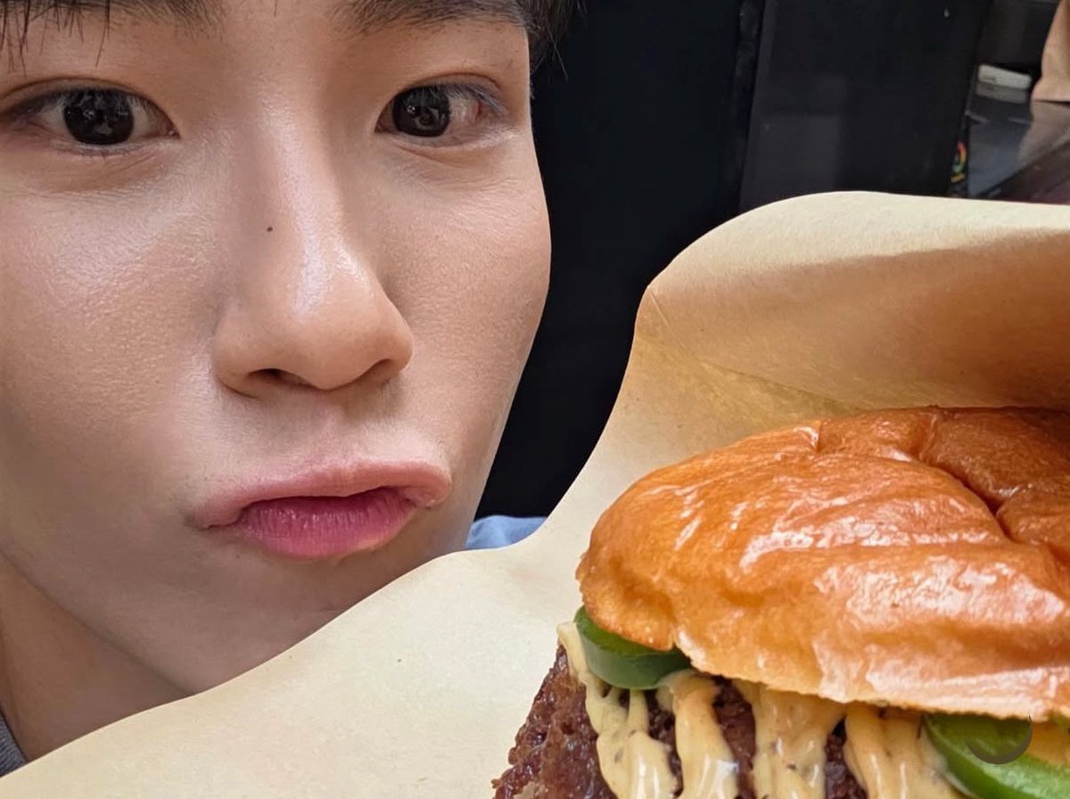 Lf011027's tweet image. so cuteeeeee～🤏#junior