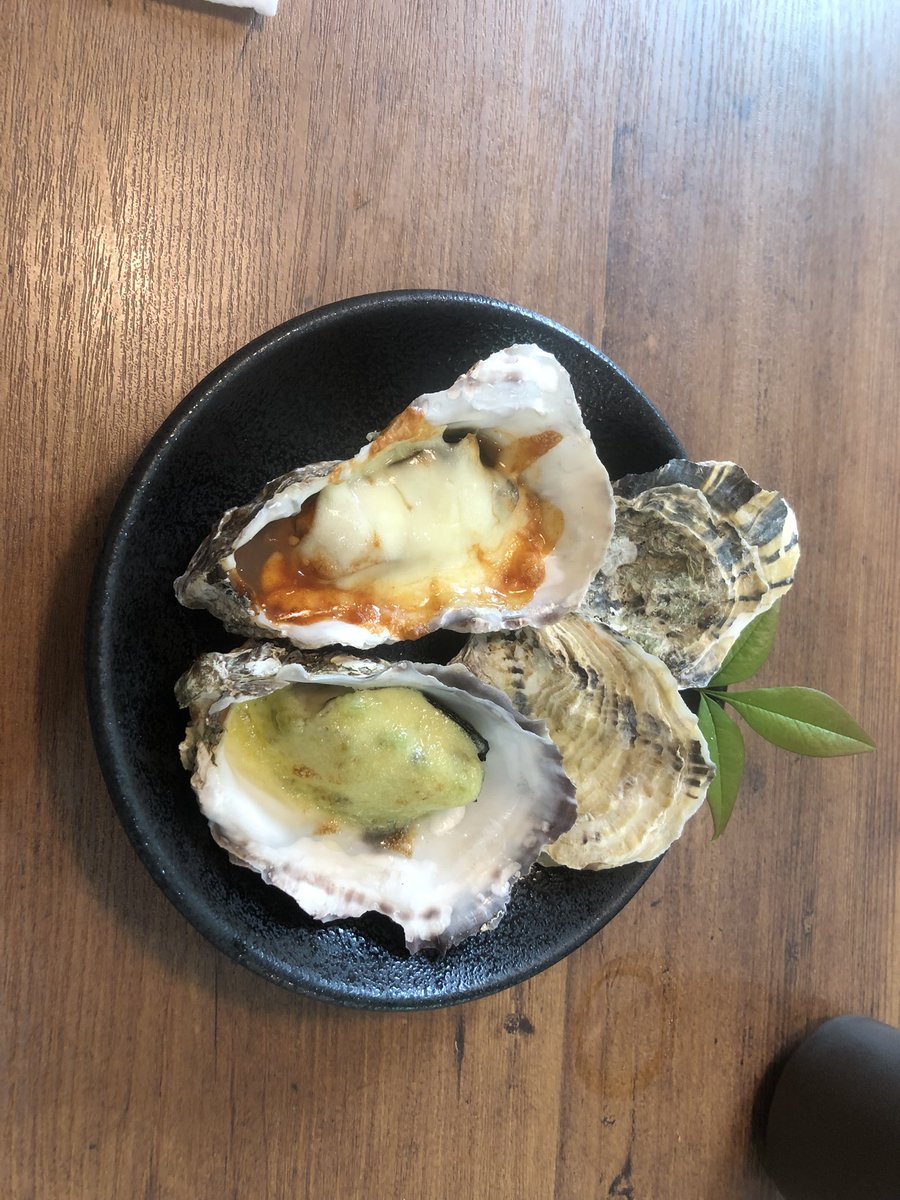 karin__ichigo's tweet photo. やっと牡蠣食べに行けた〜🦪( '-' 🦪 )ｶｷﾁｬﾝ

めちゃくちゃ美味しかった😋 https://t.co/AScSOUdPh0