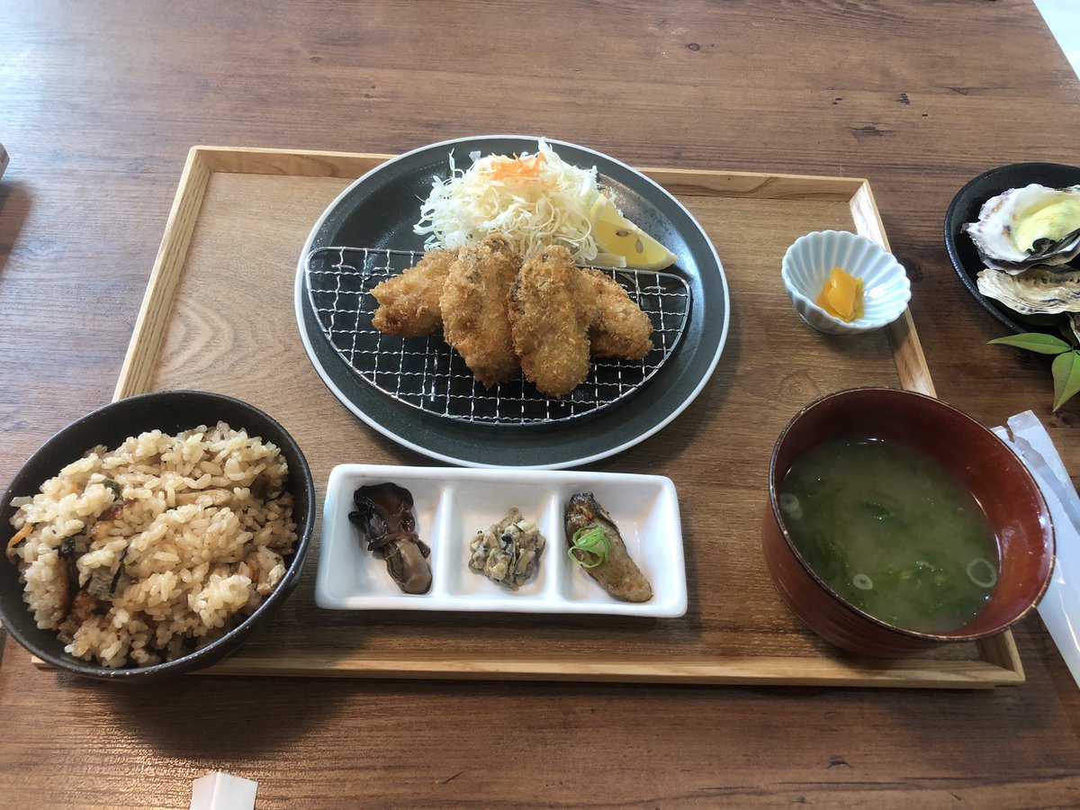 karin__ichigo's tweet photo. やっと牡蠣食べに行けた〜🦪( '-' 🦪 )ｶｷﾁｬﾝ

めちゃくちゃ美味しかった😋 https://t.co/AScSOUdPh0