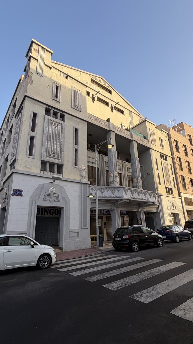 Daisytan31's tweet photo. Art Deco &amp; Art Nouveau buildings in Melilla, Spain. https://t.co/TpKG4uvKBb