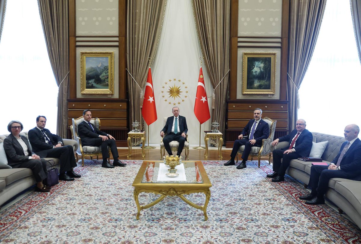 Cumhurbaşkanımız Sayın Recep Tayyip Erdoğan, NATO Genel Sekreteri Mark Rutte'yi kabul etti.