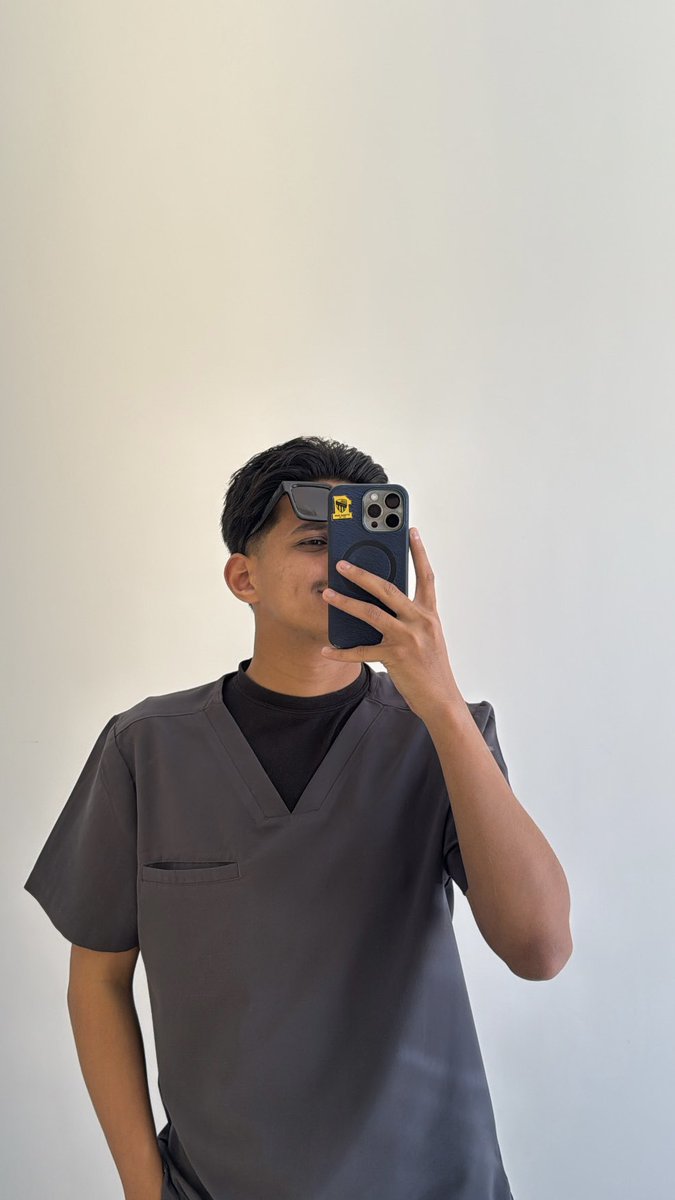 Slom_OT's tweet photo. Last Mid in my university carrer ⏳🎓 https://t.co/unnrmMGskX