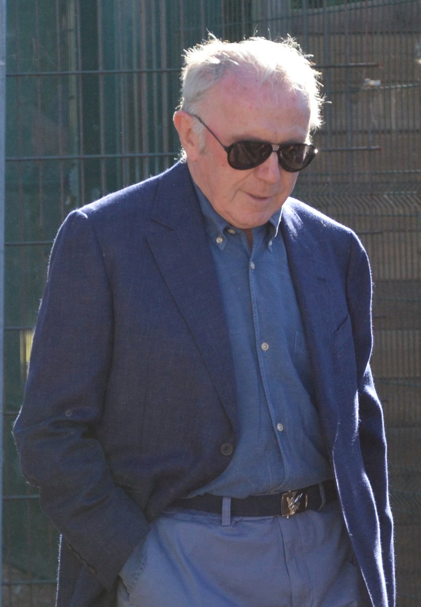 CasaFootballPod's tweet photo. Actionnaire principal du @staderennais, François Pinault possède l'une des 10 plus grosses fortunes de France (+ de 20 milliards d'€)
👇
#StadeRennais #SRFC #TeamSRFC #LucasSeverino #Pinault https://t.co/zkgK4yaGUS