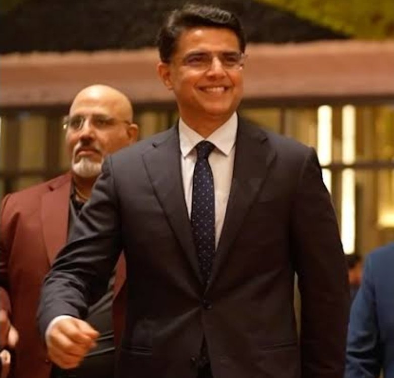 राही विद्रोही tweet media