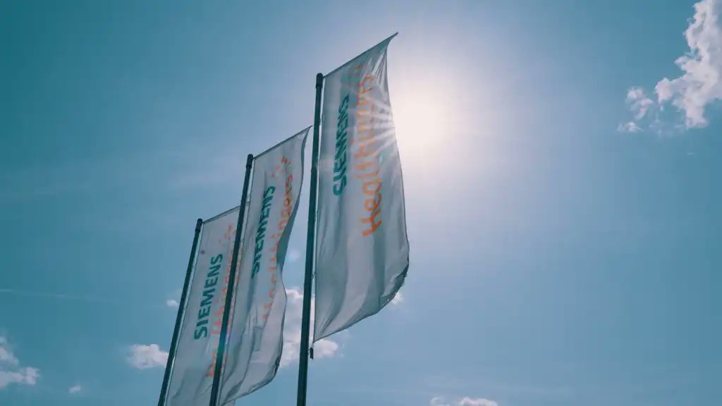 CIOredaktion's tweet image. Siemens Healthineers hat mit Reply die KI-Plattform Cerebra entwickelt. Sie setzt CRM-Daten in "Insights" für Vertrieb und Marketing um. cio.de/article/416067… #SiemensHealthineers #reply #crm #Cerebra #vertrieb