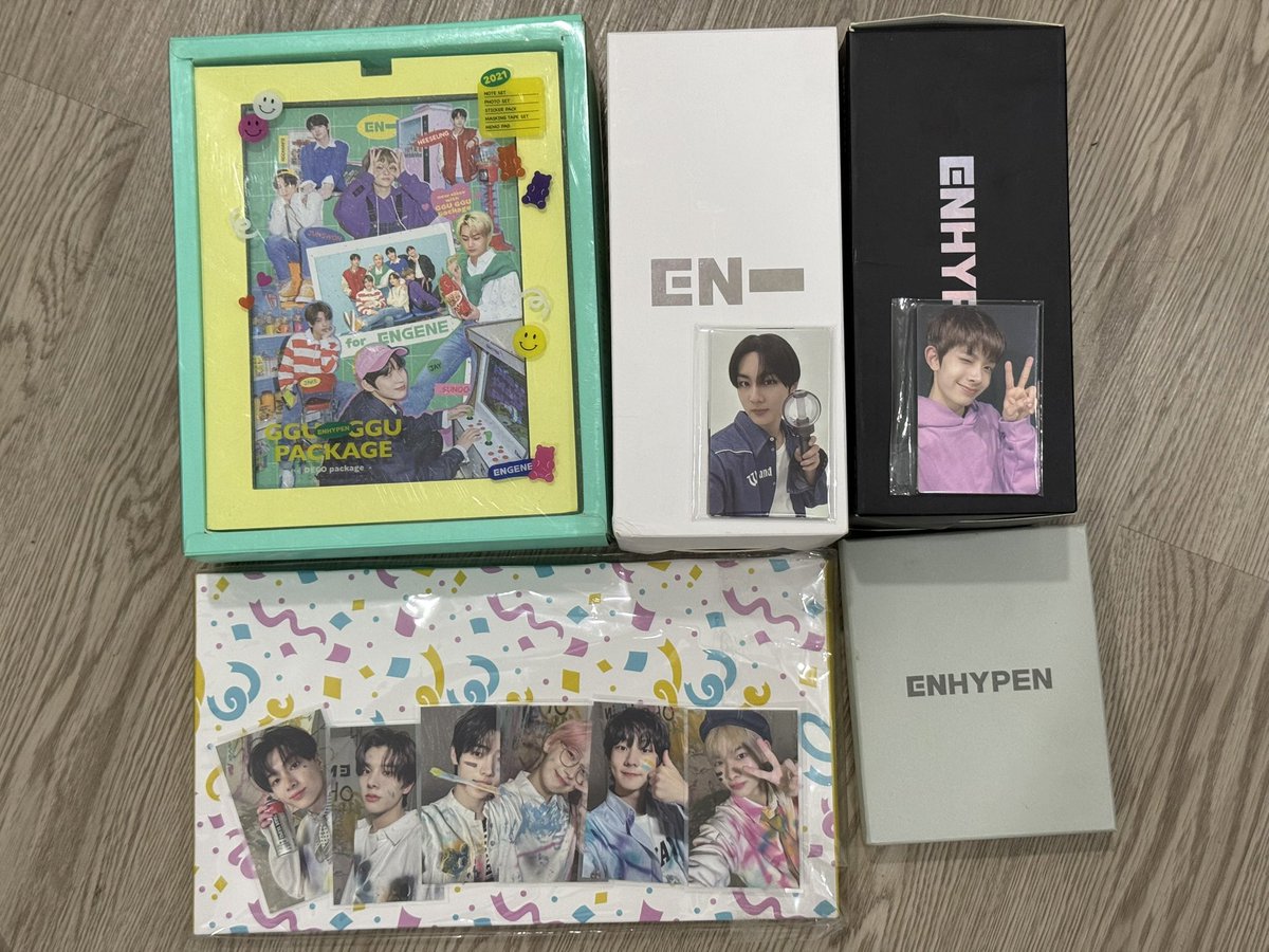 h_evvan's tweet photo. interest check ph (also wts lfb)
enhypen quitting sale

is anyone interested in taking all? no pbd yet since i havent sorted them out but in case anyone’s inch, pls offer set price through dms!

4th pic is free
x sensi pls

t. ic qs heeseung jungwon jay jake sunghoon sunoo ni-ki https://t.co/FKo7X6Ve20